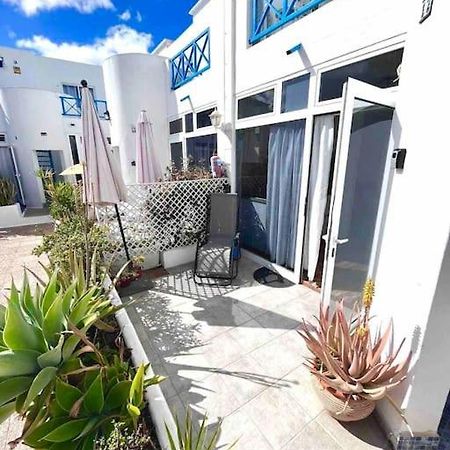 Апартаменти 17 Puerto Del Carmen Blueshark Екстер'єр фото